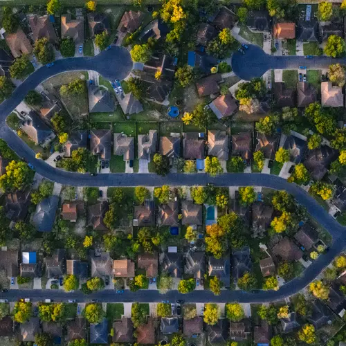 What's What the 2026 Housing Forecast Means for Buyers & Sellers Like in Staten Island?