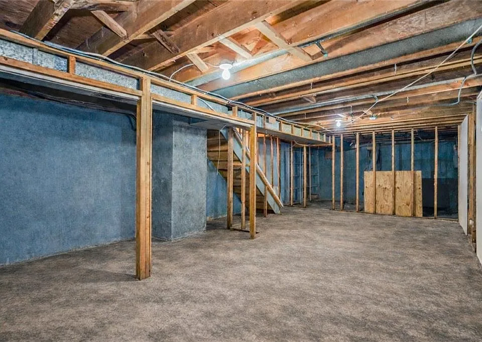 310 Chesterton Avenue photo 18