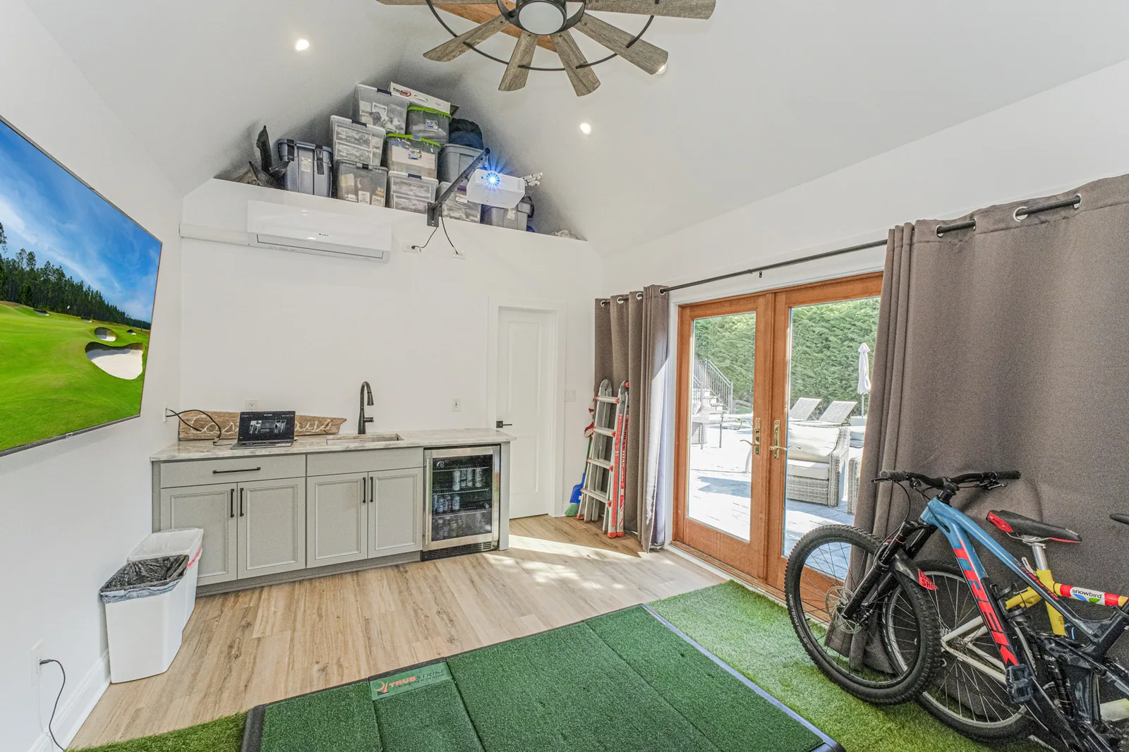 84 Elwood Place photo 11