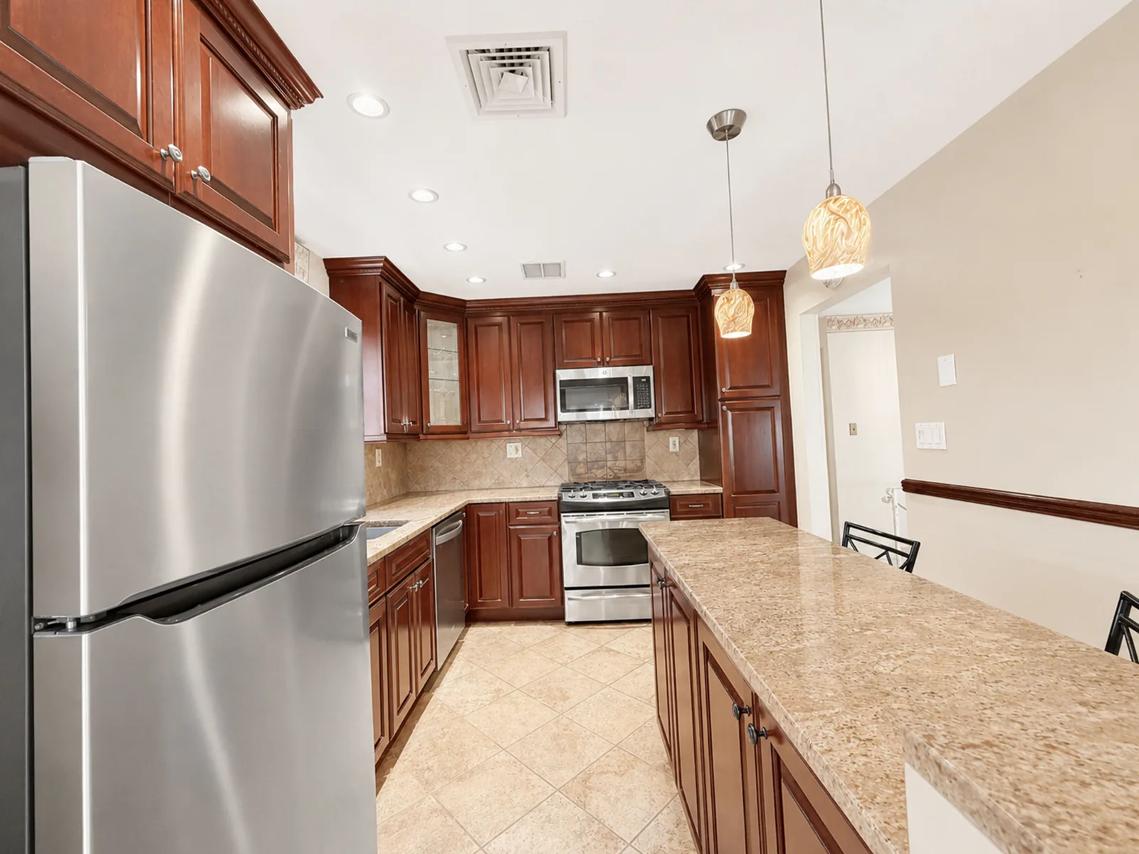 Kitchen alternate angle