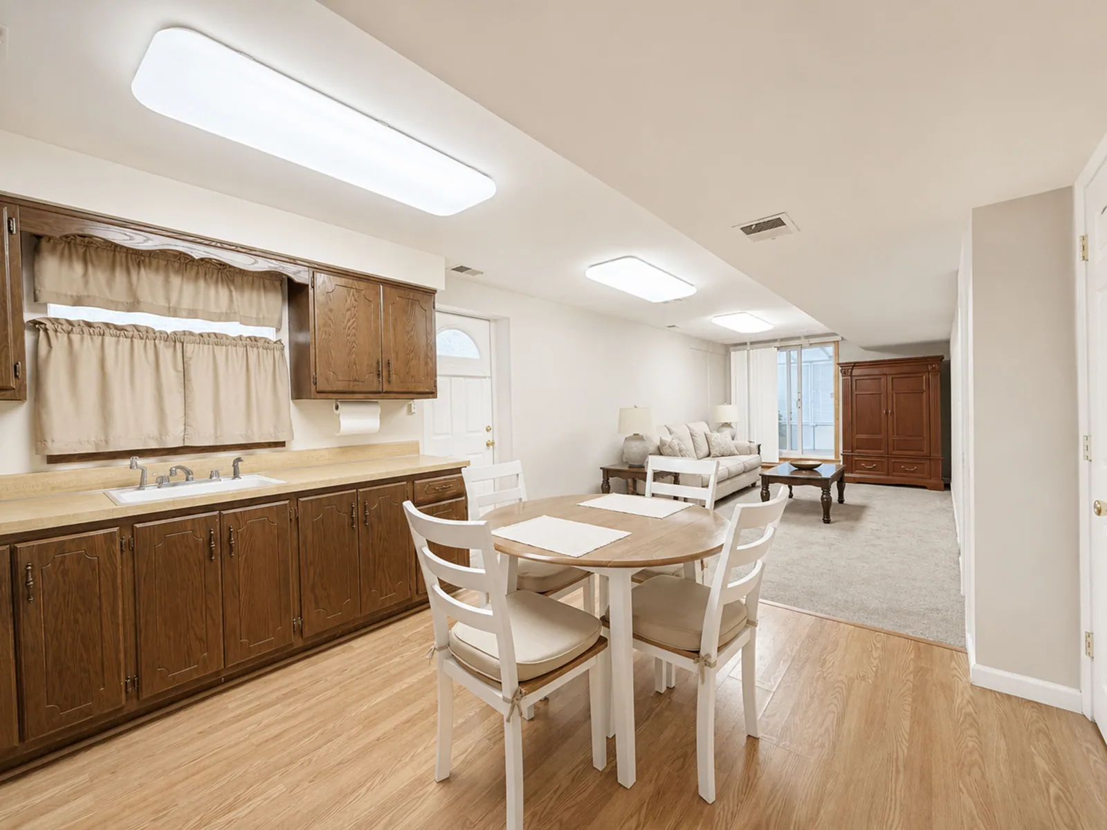Summer kitchen to living area